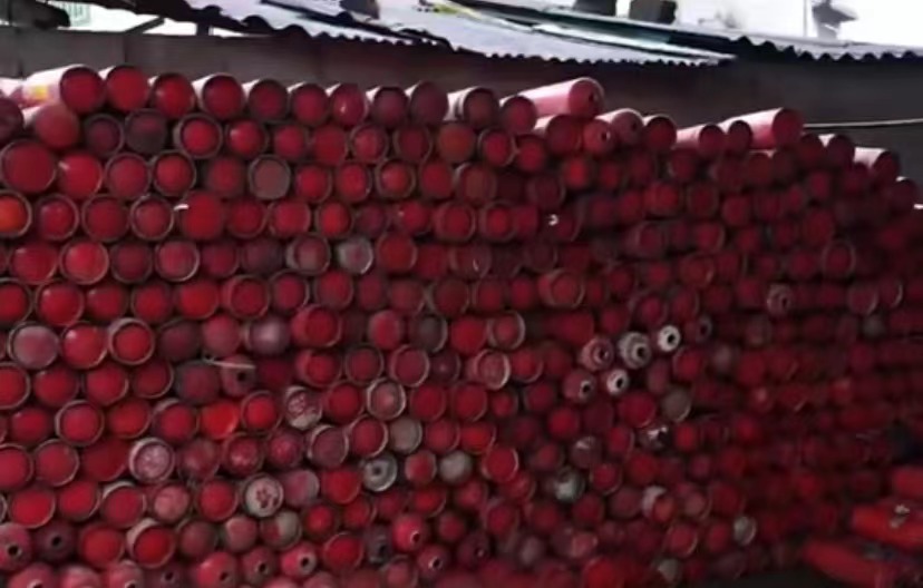 低价回收废旧灭火器进行非法充装