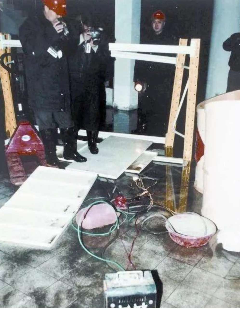 无证违章操作，酿成特大火灾事故